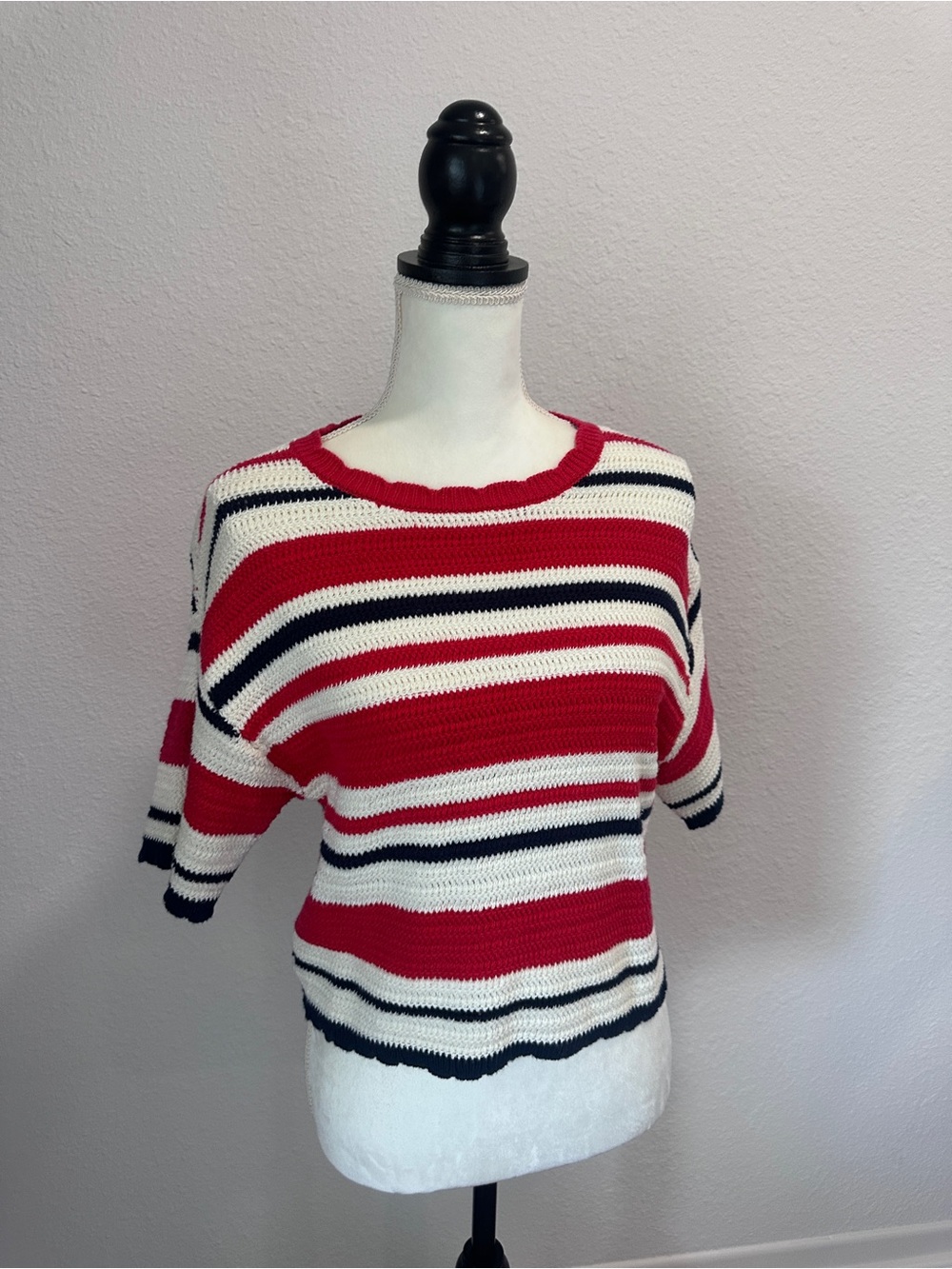 Universal Thread Red White Navy Striped Short Sleeve Knit Sweater